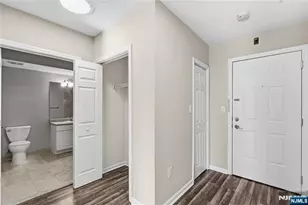 905 River Road 204, Edgewater, NJ 07020 - Photo 7