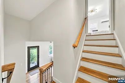 340 Northwood Way, Palisades Park, NJ 07650 - Photo 11