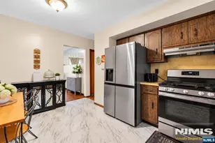 55 Westervelt Pl, Lodi, NJ 07644 - Photo 13