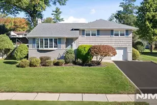 814 Schaefer Ave, Oradell, NJ 07649 - Photo 1