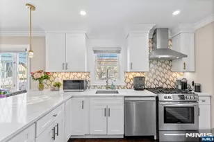 112 Garibaldi Ave, Lodi, NJ 07644 - Photo 11