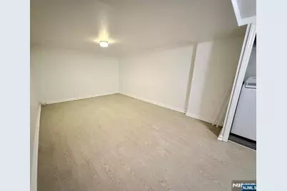 210 S Maple Avenue 1 #1, Ridgewood, NJ 07450 - Photo 17
