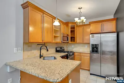 67 Bleecker Street 2 #2, Jersey City, NJ 07307 - Photo 7