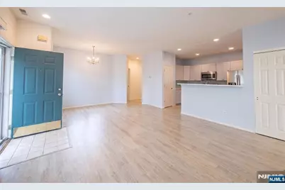 18 Windsor Drive, Lincoln Park, NJ 07035 - Photo 11