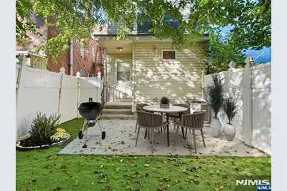 277 3rd Street 2 #2, Jersey City, NJ 07302 - Photo 3