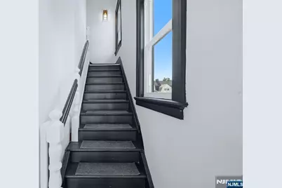 35 Rossmore Place 2 #2, Belleville, NJ 07109 - Photo 7