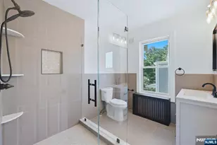 35 Rossmore Pl 2, Belleville, NJ 07109 - Photo 15