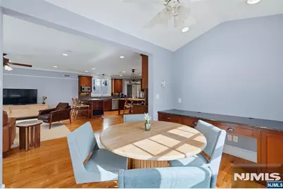 57 Vreeland Avenue, Midland Park, NJ 07432 - Photo 15