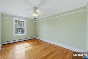 57 Vreeland Ave, Midland Park, NJ 07432 - Photo 25