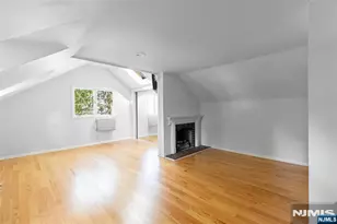 43 Spring Valley Ave, Paramus, NJ 07652 - Photo 9