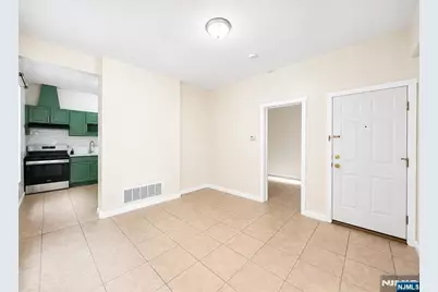 92 Bloomfield Avenue 1 #1, Paterson, NJ 07503 - Photo 11