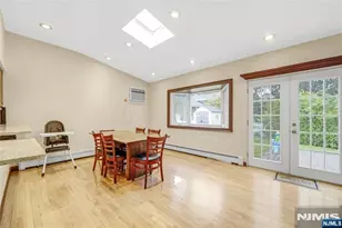 99 Lambert Pl, Paramus, NJ 07652 - Photo 9