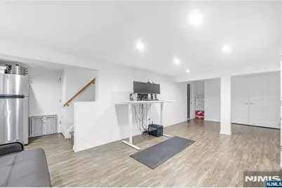 99 Lambert Place, Paramus, NJ 07652 - Photo 21