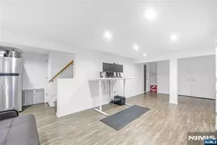 99 Lambert Pl, Paramus, NJ 07652 - Photo 21