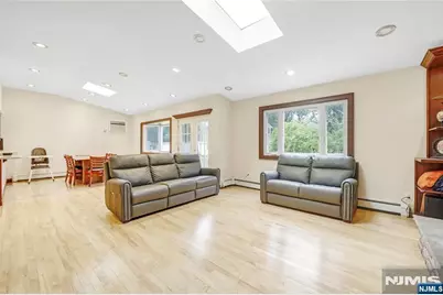 99 Lambert Place, Paramus, NJ 07652 - Photo 7
