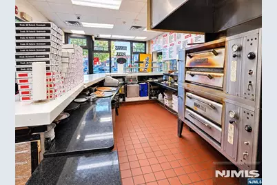 404 Broad Avenue, Palisades Park, NJ 07650 - Photo 15