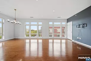 4410 Riverview Ave 410, Englewood, NJ 07631 - Photo 5
