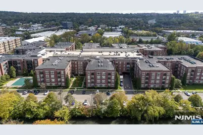 4410 Riverview Avenue 410 #410, Englewood, NJ 07631 - Photo 35