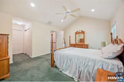 1179 Chedworth Circle, Mahwah, NJ 07430 - Photo 15