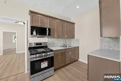 29-31 Goodwin Avenue, Newark, NJ 07112 - Photo 39