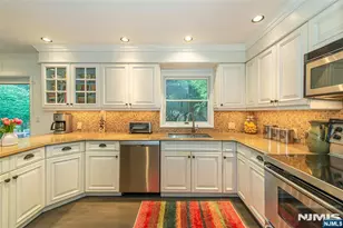 246 Fairmount Ave, Glen Rock, NJ 07452 - Photo 9