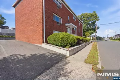 207 Polifly Road 4 #4, Hackensack, NJ 07601 - Photo 15