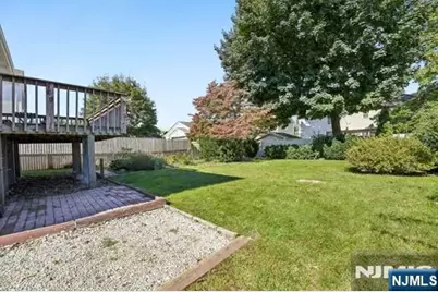 509 Hobson Avenue, Saddle Brook Township, NJ 07663 - Photo 17