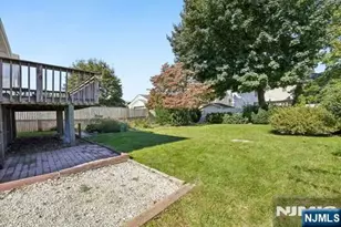 509 Hobson Ave, Saddle Brook Township, NJ 07663 - Photo 17