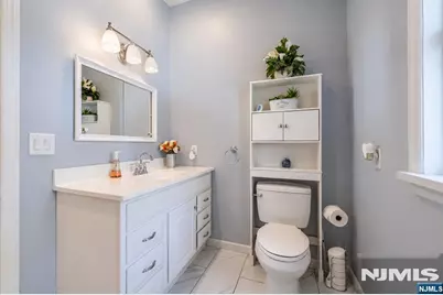 241 Roosevelt Street, Teaneck Township, NJ 07666 - Photo 15