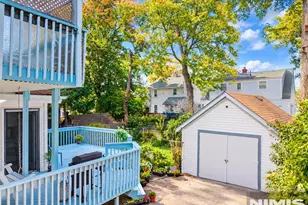 241 Roosevelt St, Teaneck Township, NJ 07666 - Photo 27
