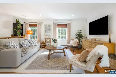 38 Esplanade Drive, Hillsdale, NJ 07642 - Photo 19