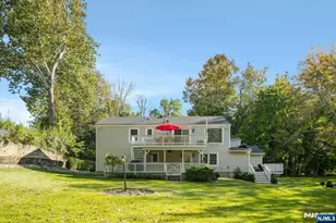 38 Esplanade Dr, Hillsdale, NJ 07642 - Photo 37