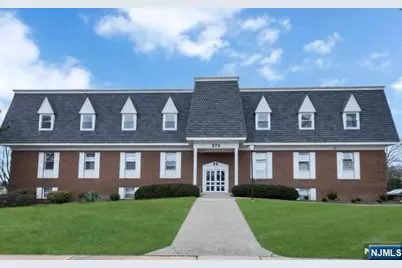 573 Valley Road 9 A #9 A, Wayne, NJ 07470 - Photo 1