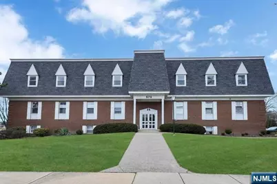 573 Valley Road 9C #9C, Wayne, NJ 07470 - Photo 1