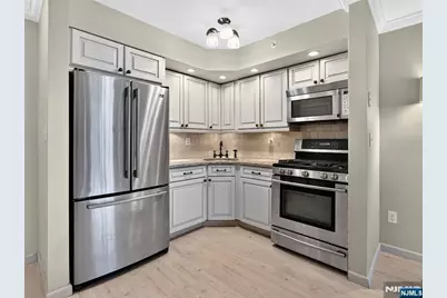 1510 Faulkner Court, Mahwah, NJ 07430 - Photo 3