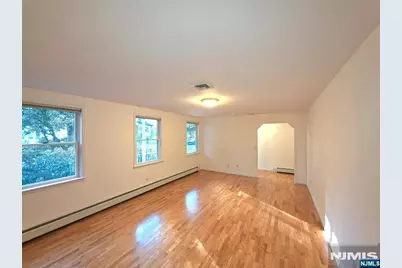 817 Elm Avenue 1 #1, Ridgefield, NJ 07657 - Photo 5