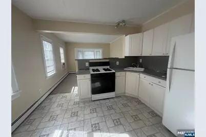 70 Glen Avenue 1 #1, Midland Park, NJ 07432 - Photo 7