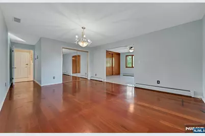 139 Middlesex Avenue, Englewood Cliffs, NJ 07632 - Photo 17