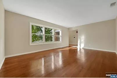 139 Middlesex Avenue, Englewood Cliffs, NJ 07632 - Photo 11
