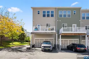 74 Truman Dr, Wood Ridge, NJ 07075 - Photo 27
