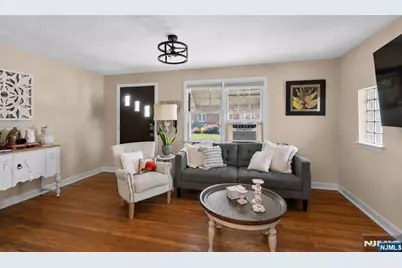 76 Niehaus Avenue, Little Ferry, NJ 07643 - Photo 5