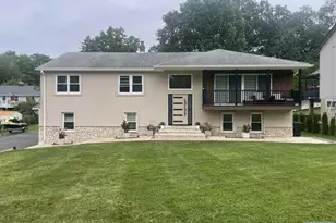 1012 Preakness Ave, Wayne, NJ 07470 - Photo 1