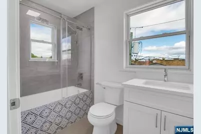 413 Paulison Avenue 8 #8, Passaic, NJ 07055 - Photo 13