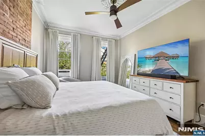 232 Montgomery Street 3 #3, Jersey City, NJ 07302 - Photo 27