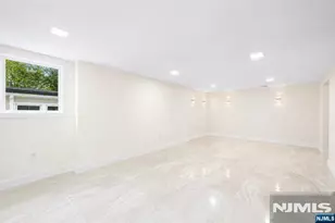506 Undercliff Ave, Edgewater, NJ 07020 - Photo 31