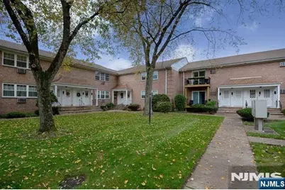 636 Godwin Avenue 9B #9B, Midland Park, NJ 07432 - Photo 1