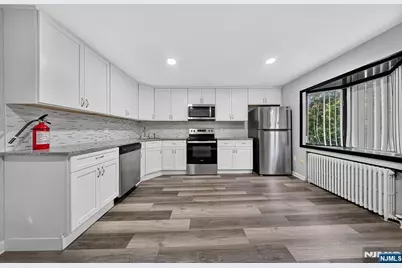 24-26 Don Bosco Avenue 2 #2, Paterson, NJ 07502 - Photo 3