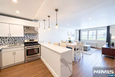 7100 Jfk Blvd E 11R #11R, Guttenberg, NJ 07093 - Photo 1