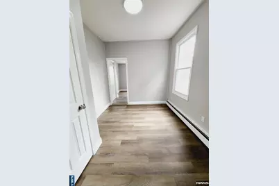 1627 Anderson Avenue 1st Fl #1st fl, Fort Lee, NJ 07024 - Photo 7