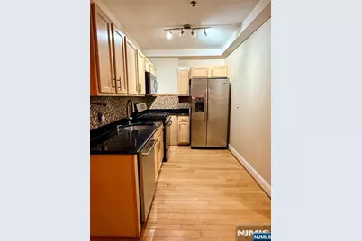 70 Munn Avenue 1008 #1008, East Orange, NJ 07018 - Photo 13